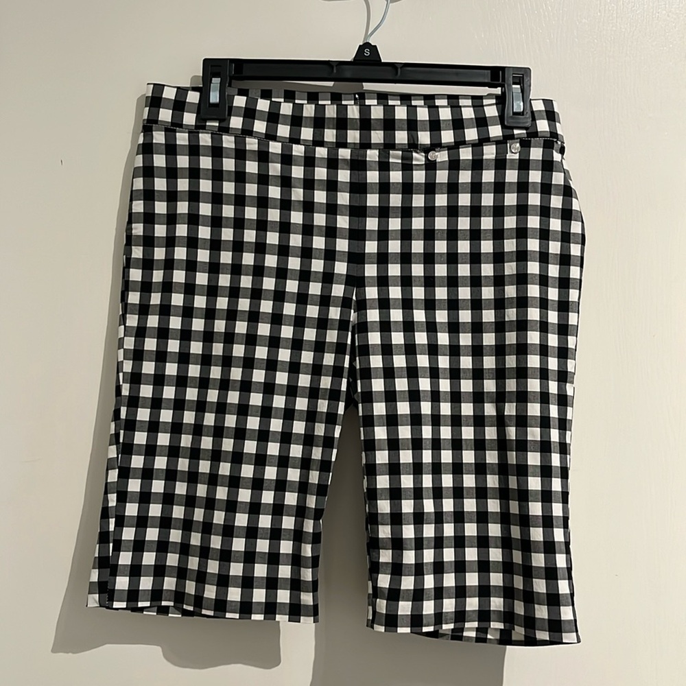 Rafaella black and white stretch shorts